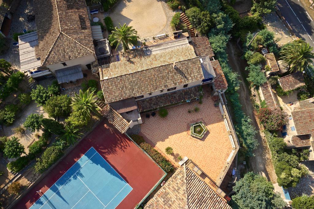 Les Lauriers Roses Aparthotel Rayol-Canadel-sur-Mer Exterior photo