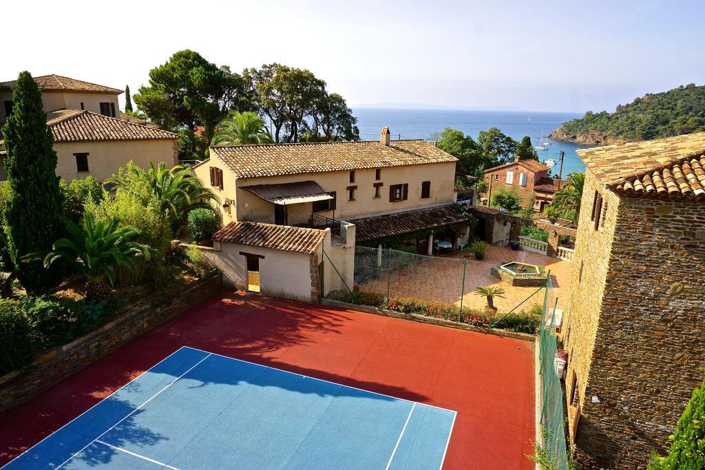 Les Lauriers Roses Aparthotel Rayol-Canadel-sur-Mer Exterior photo